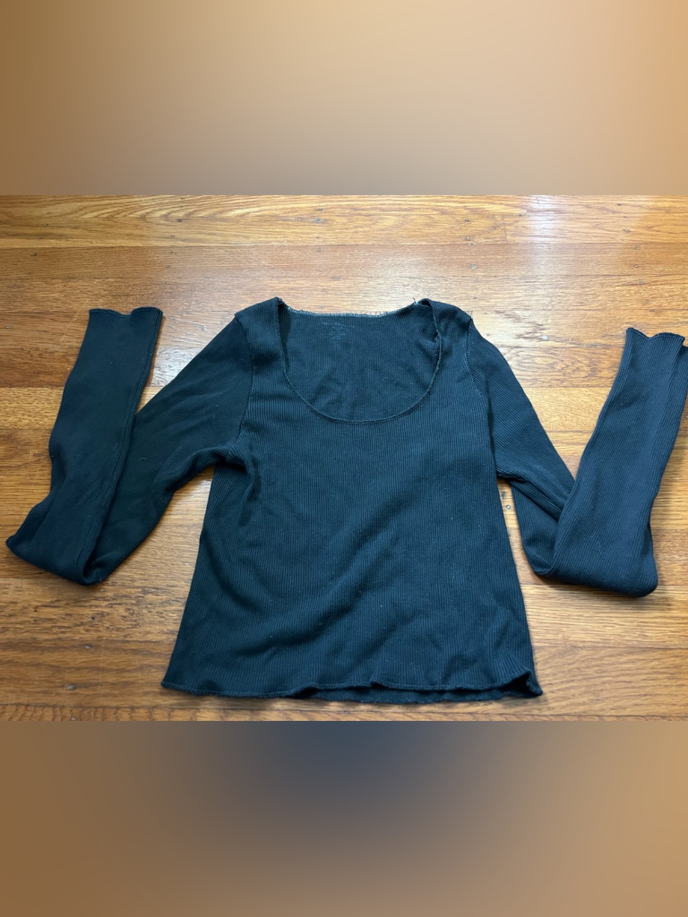 Brandy Melville Black Ribbed Long-Sleeve Crop Top